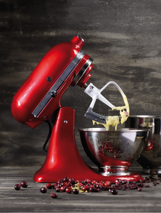 KitchenAid Küchenmaschine liebesapfelrot macht Teig