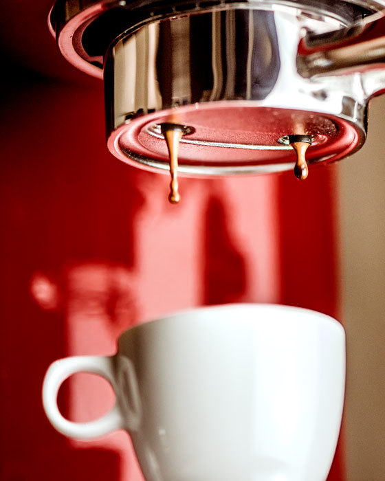 Guter Espresso aus der KitchenAid Artisan Espressomaschine 5KES6503