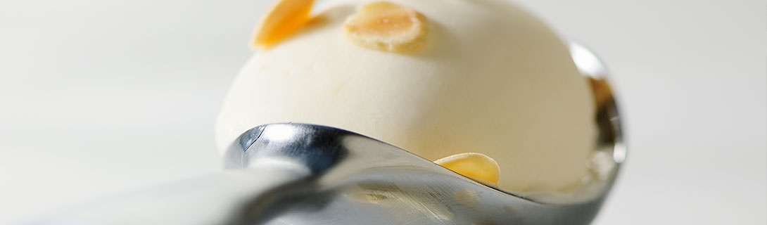 Herrlich sahniges Eis mit der KitchenAid Eismaschine herstellen