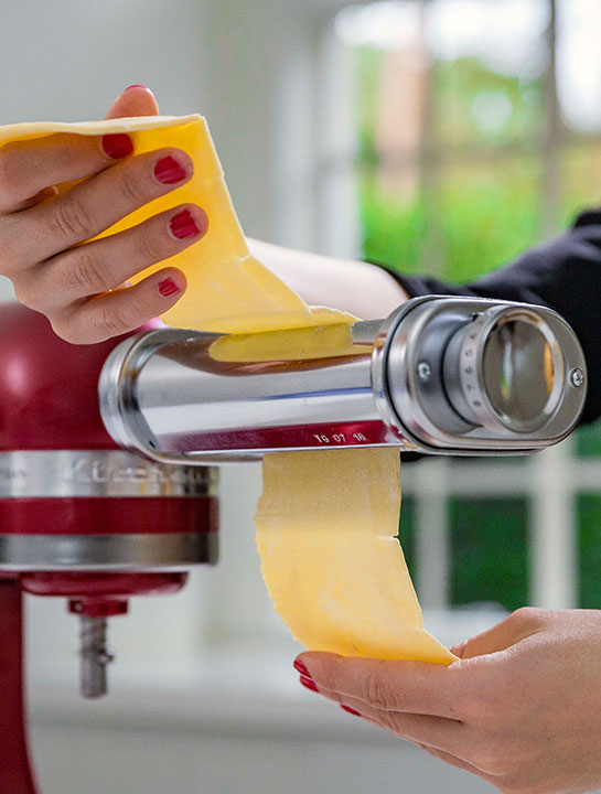 Lasagne-machen-mit-dem-Pastawalzen-Set-von-KitchenAid