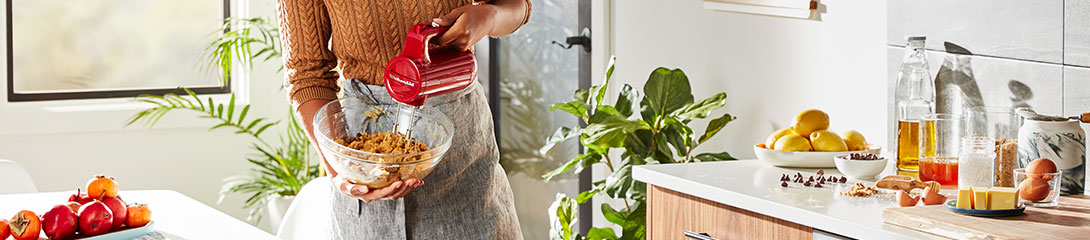 Überall im Einsatz: Der KitchenAid Mixer 5KHMB732 mit Akku