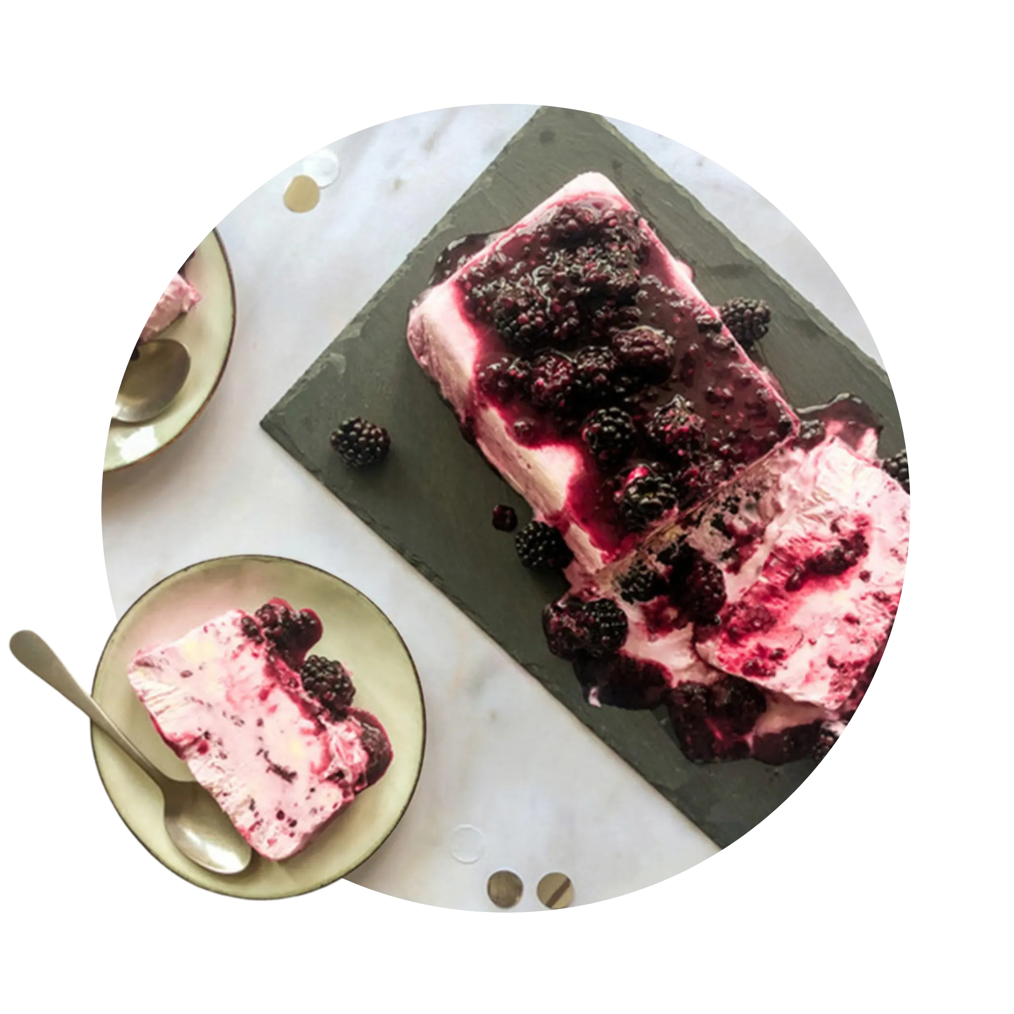 Brombeeren-Gin-Semifreddo