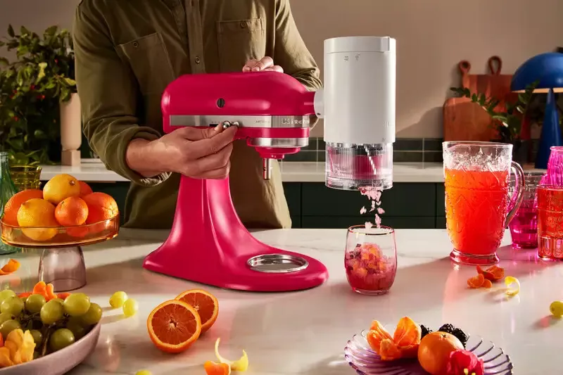 Hibiscus Standmixer mit Shave Ice Vorsatz