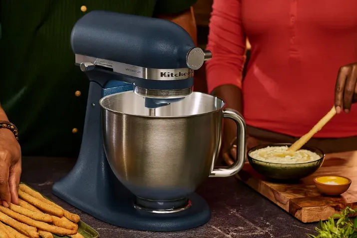 KitchenAId Artisan Plus Wild Blueberry