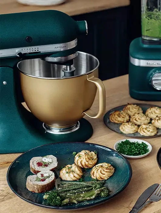 KitchenAid 156 Artisan Pebbled Gold
