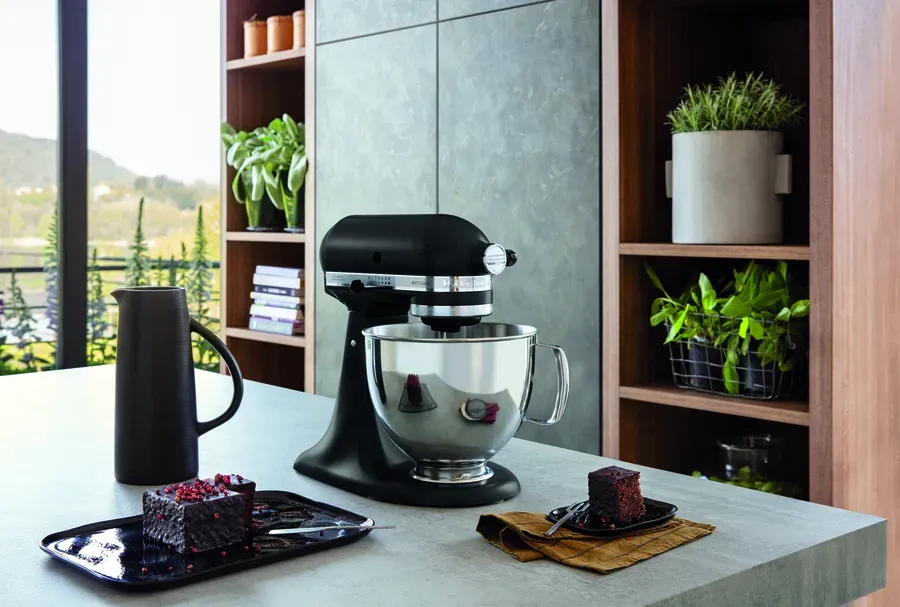 KitchenAid Küchenmaschine in der Farbe "Matt Schwarz"