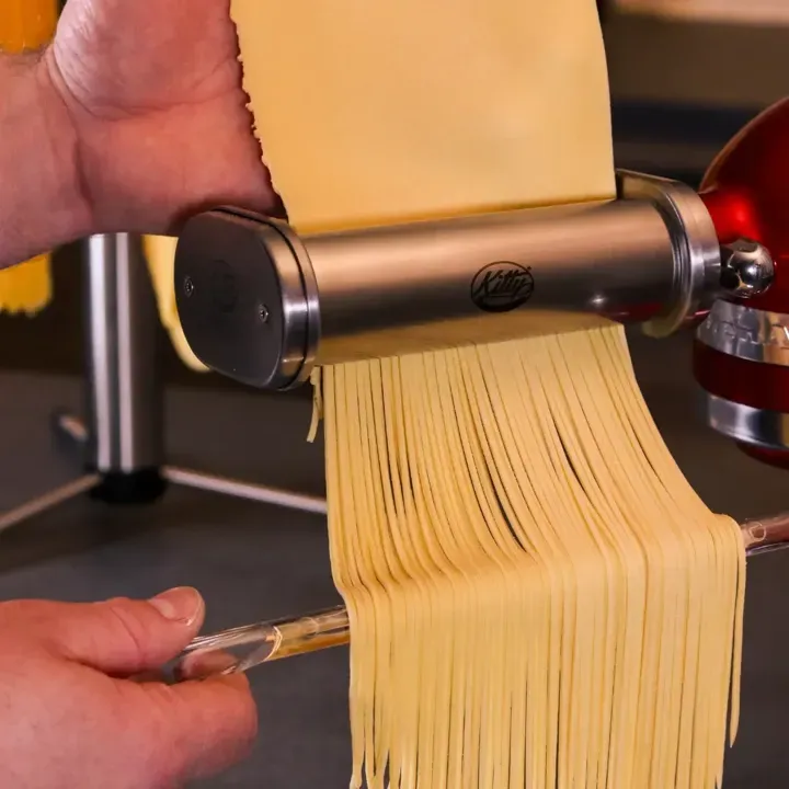 Kitty Professional Pastawalzen "Spaghetti" im Einsatz