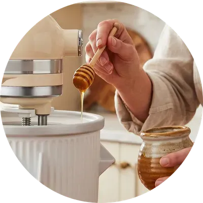 Kitty Professional KitchenAid Eisbereiter mit Frau