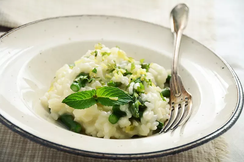 Risotto mit grünem Spargel