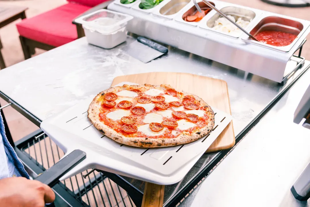 Ooni perforierter Pizzaschieber