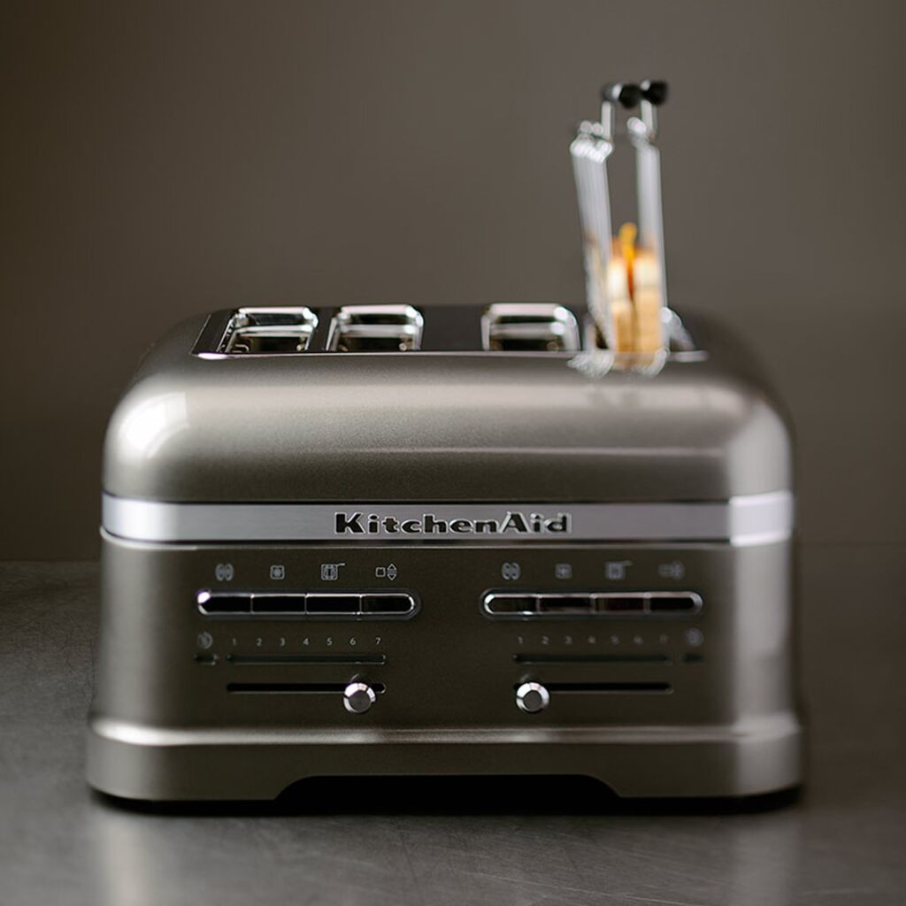 4-Scheiben-Toaster in Artisan Silber KitchenAid