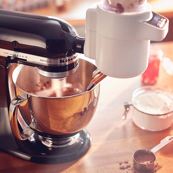 KitchenAid Artisan 4,8 Liter KSM175 Sallys Spar-Set mit Sieb mit digitaler Waage & Fleischwolf - GUSSEISEN SCHWARZ