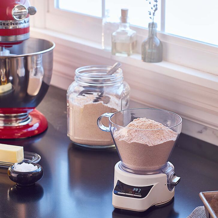 KitchenAid Artisan 4,8 Liter KSM185 Sallys Spar-Set mit Sieb mit digitaler Waage & Fleischwolf - PEBBLED PALM / PALMENSTRAND