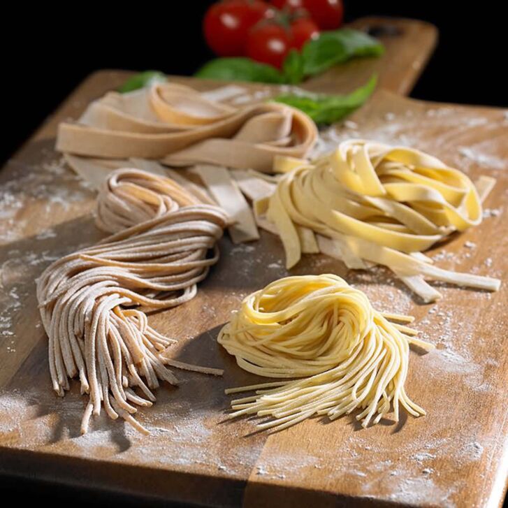 KitchenAid Artisan 4,8 Liter KSM175 Sallys Spar-Set Pasta Deluxe mit 5-teiligem Nudelwalzen-Set & Fleischwolf - KONTUR SILBER