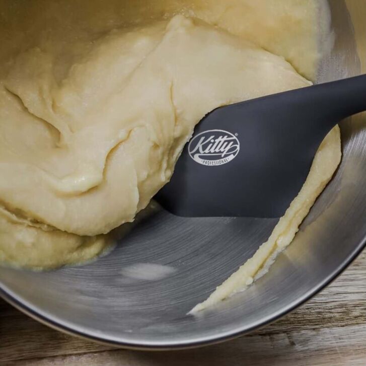 2 in 1 Teigschaber LIMETTE - Kitty Professional