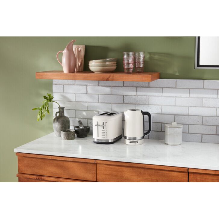 KitchenAid Wasserkocher 1,7 Liter - 5KEK1701 & 2-Schlitz Toaster - 5KMT2109