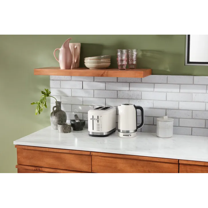 KitchenAid Wasserkocher 1,7 Liter - 5KEK1701 & 2-Schlitz Toaster - 5KMT2109