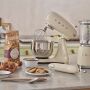 SMEG Küchenmaschine SMF03CREU Super Spar-Set inkl. Fleischwolf und Eisbereiter - Creme 50s Retro-Style
