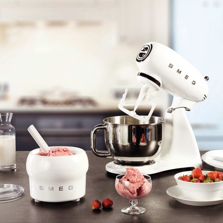 SMEG Küchenmaschine SMF03PGEU Super Spar-Set inkl. Fleischwolf und Eisbereiter - Pastellgrün 50s Retro-Style
