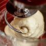 KitchenAid Profi Power-Set: KitchenAid Artisan Küchenmaschine 4,8 L - EMPIRE ROT -  inkl. Profi-Spritzschutz Zuhälter und Profi-Edelstahl-Rührelemente Teigpeitsche, Schaumschläger & Tornado