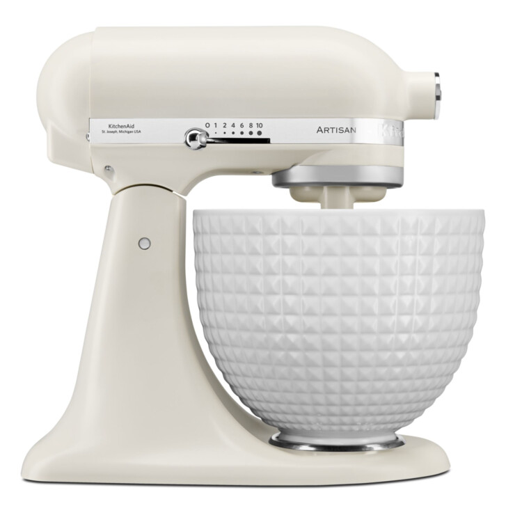 MONOCHROME COLLECTION: KitchenAid Artisan 4,7 Liter PORCELAIN WHITE Modell KSM156 Küchenmaschine
