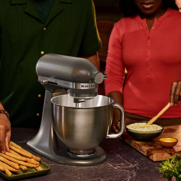 KitchenAid Artisan Plus 4,7 Liter Küchenmaschine Modell 5KSM50 - EISENERZ-BRONZE