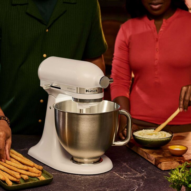 KitchenAid Artisan Plus 4,7 Liter Küchenmaschine mit Licht Modell 5KSM50 - PORCELAIN WHITE