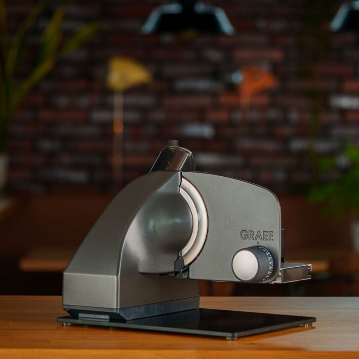 GRAEF Allesschneider M95EU Eisenglimmergrau inkl. MiniSlice-Aufsatz, Messerschärfer